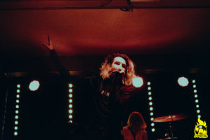 the well runs red the classic grand triple G music