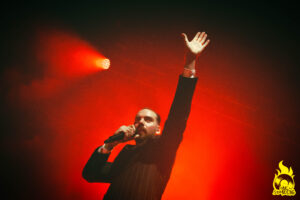 de staat biffy clyro le transbordeur lyon a celebration of endings blackened sky 14th floor records warner music group live nation france la SAS concerts