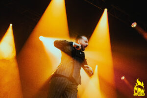 de staat biffy clyro le transbordeur lyon a celebration of endings blackened sky 14th floor records warner music group live nation france la SAS concerts