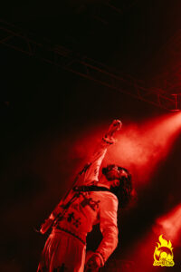 de staat biffy clyro le transbordeur lyon a celebration of endings blackened sky 14th floor records warner music group live nation france la SAS concerts