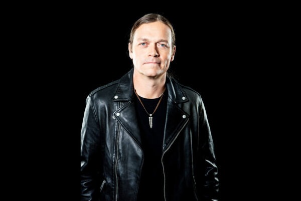 brad arnold 3 doors down band 1996 the better life time of my life here without you